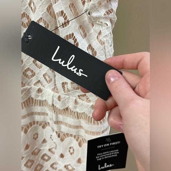 Lulus Steal a Kiss White Lace Dress NWT Size Medium - Picture 9 of 11